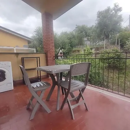 Апартаменты La Cascina Tra Gli Ulivi Специя